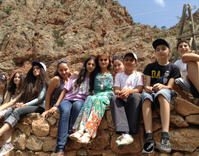 8ա դասարանի աշակերտների էքսկուրսիան դեպի Հայաստանի տեսարժան վայրեր: